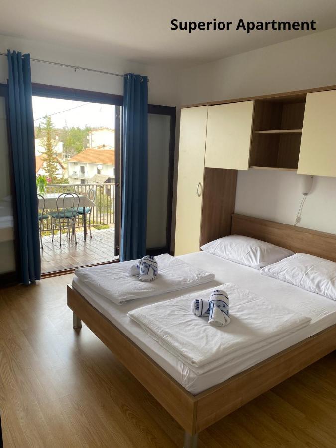 Apartments Zivko มาลินสกา ภายนอก รูปภาพ